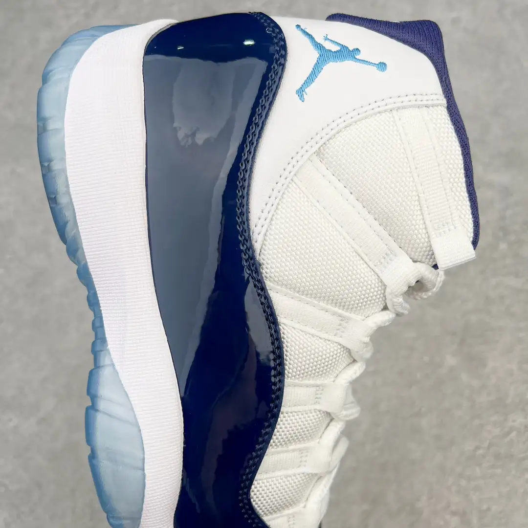 Air Jordan 11 - Image 6
