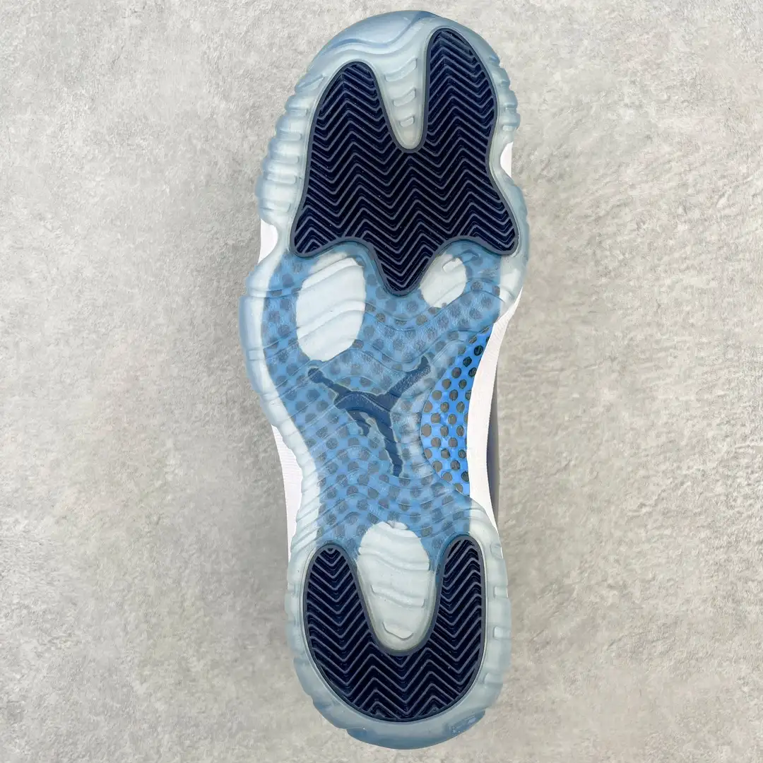 Air Jordan 11 - Image 9