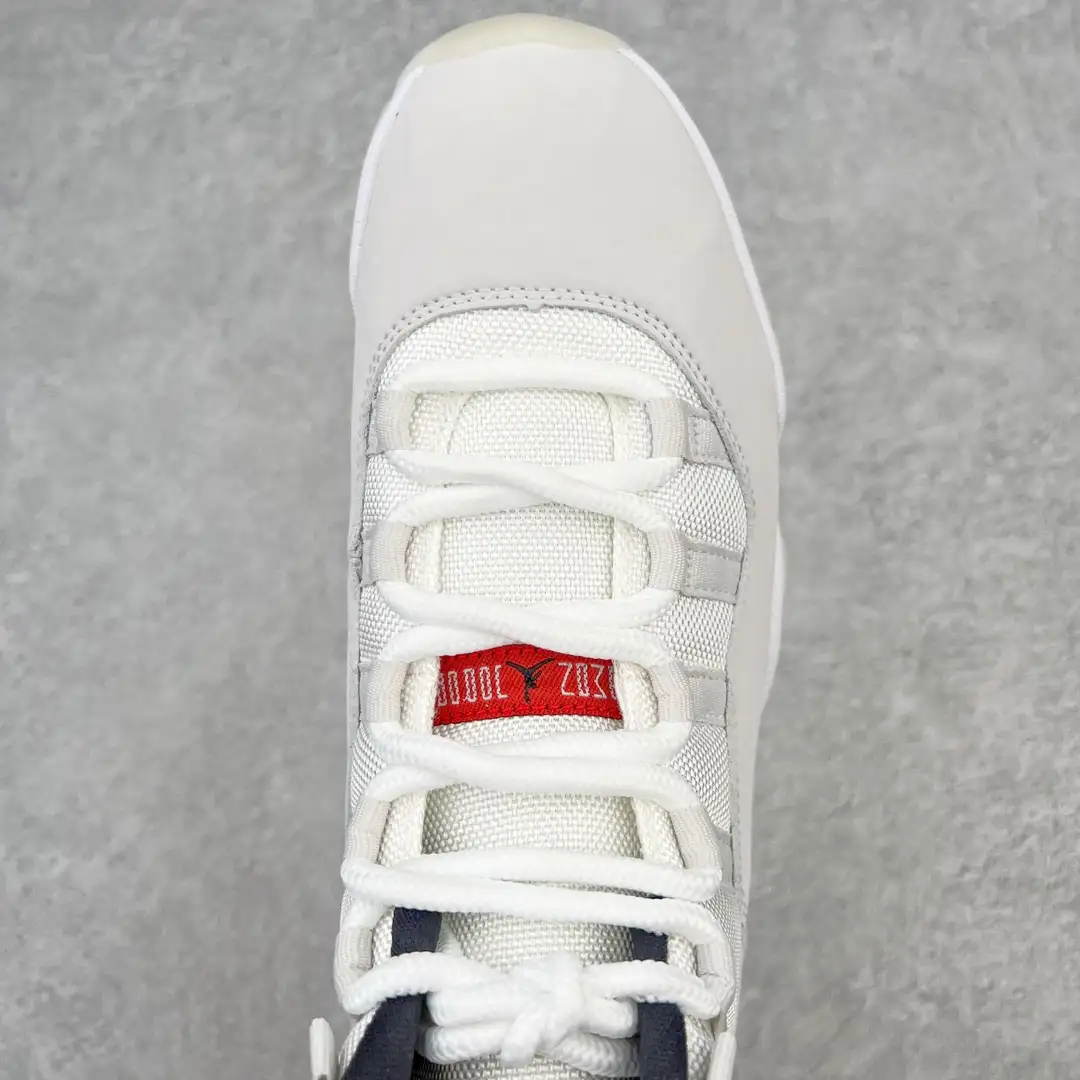 Air Jordan 11 - Image 8