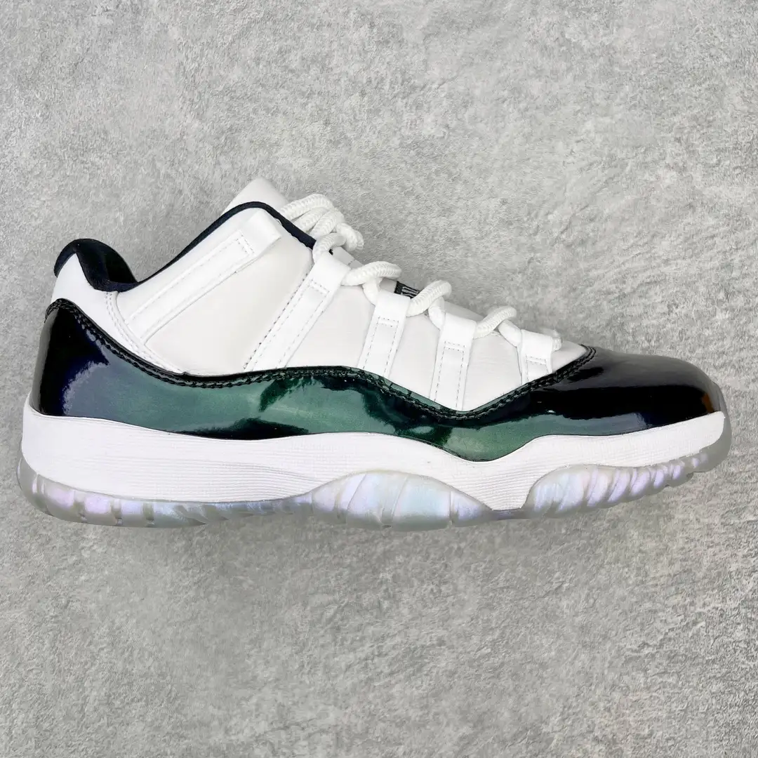 Air Jordan 11 - Image 1