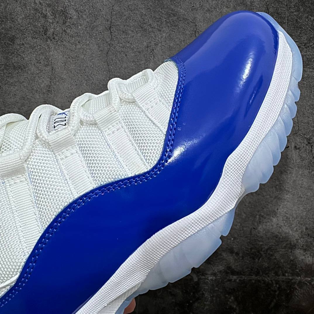 Air Jordan 11 - Image 2