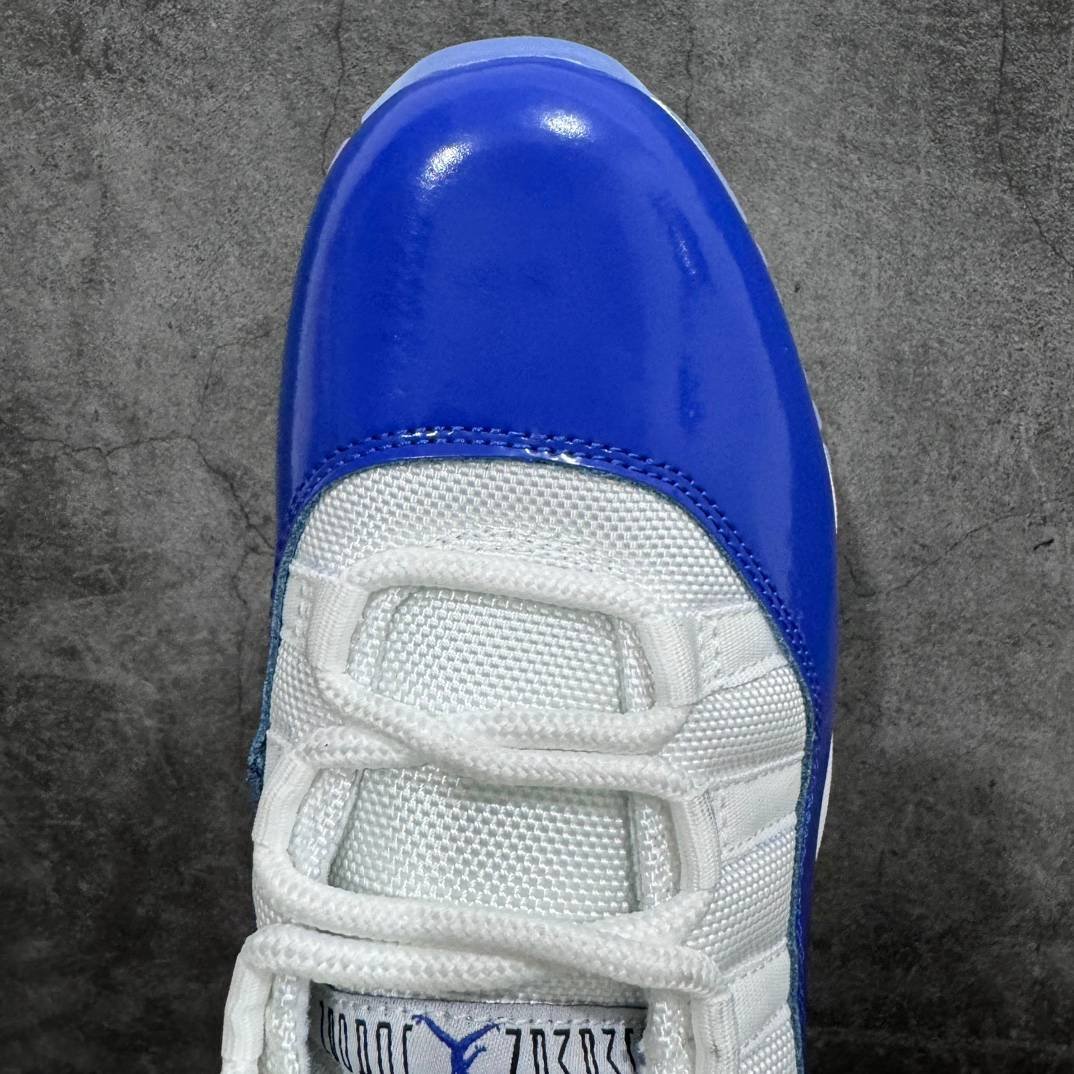 Air Jordan 11 - Image 6