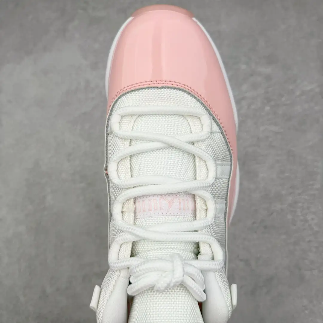 Air Jordan 11 - Image 8