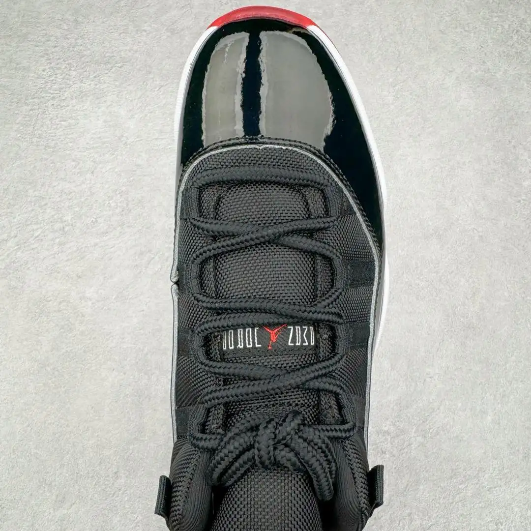 Air Jordan 11 - Image 6