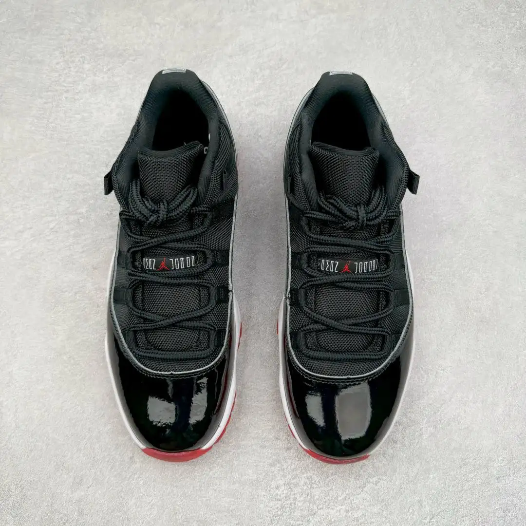 Air Jordan 11 - Image 7