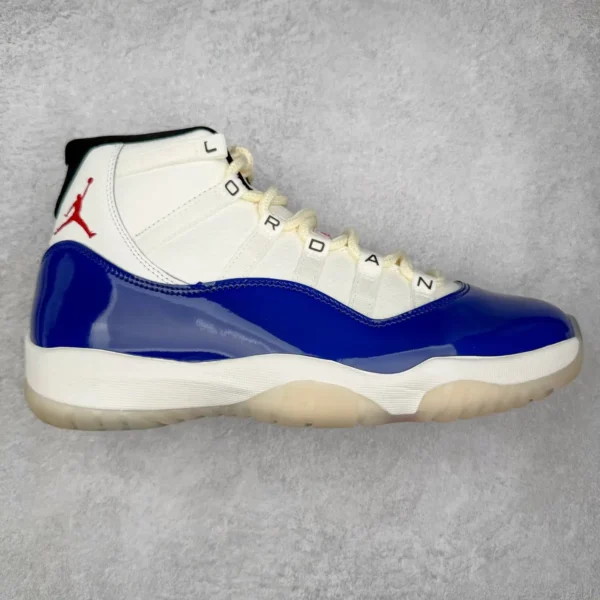 Air Jordan 11