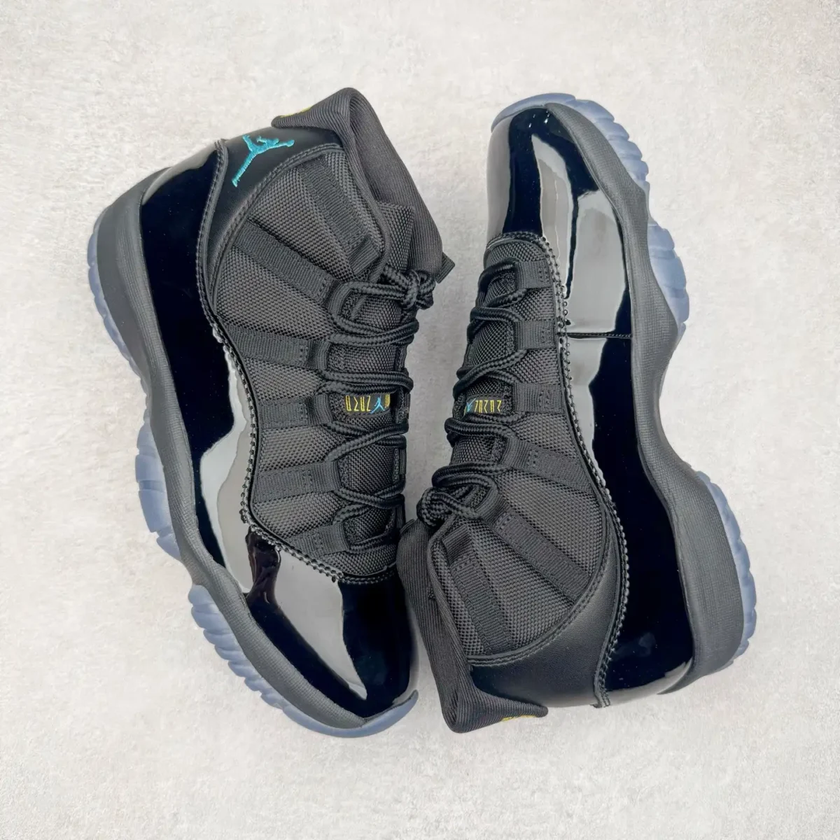 Air Jordan 11 - Image 4