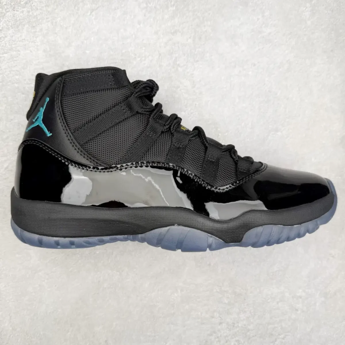 Air Jordan 11 - Image 1