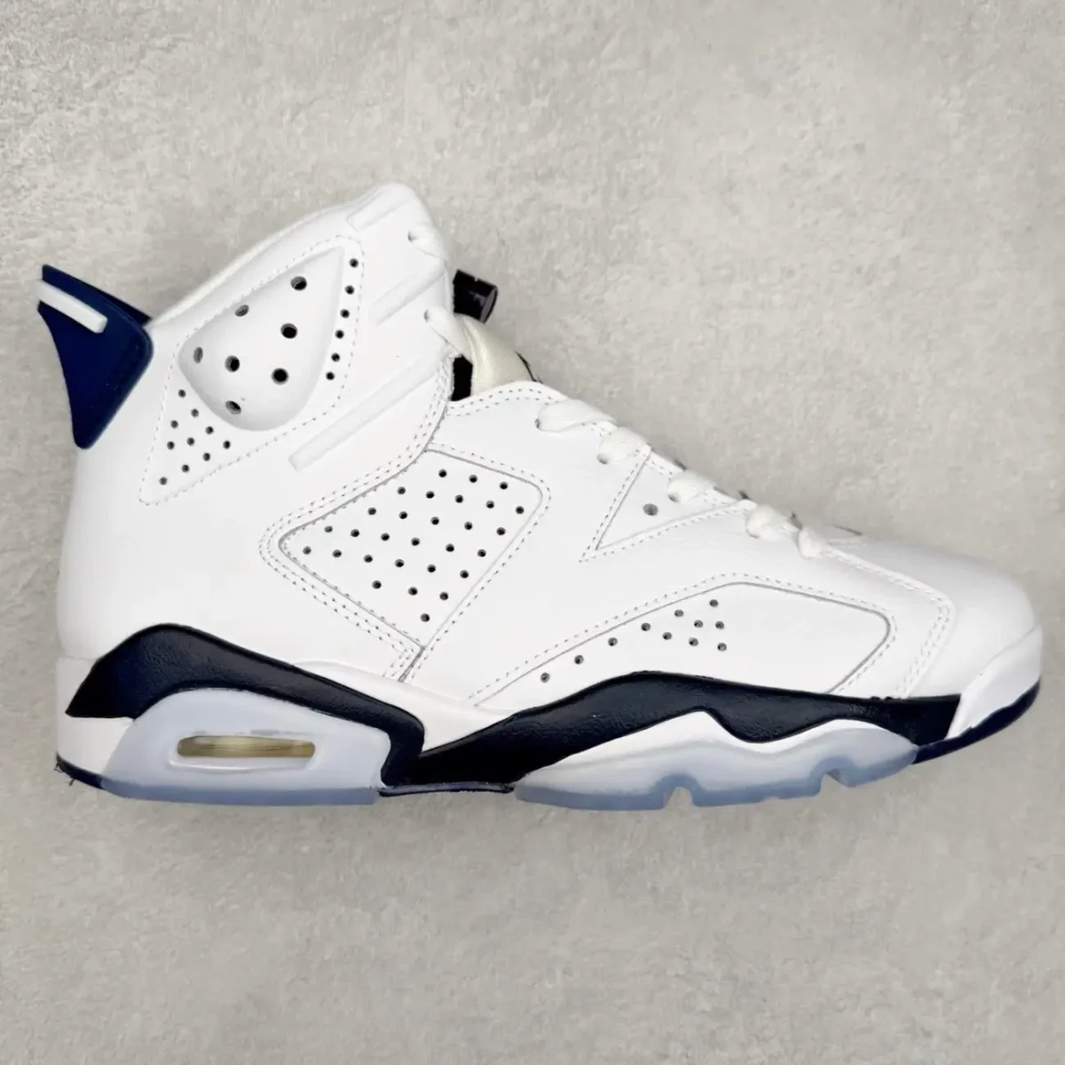 Air Jordan 6 - Image 1