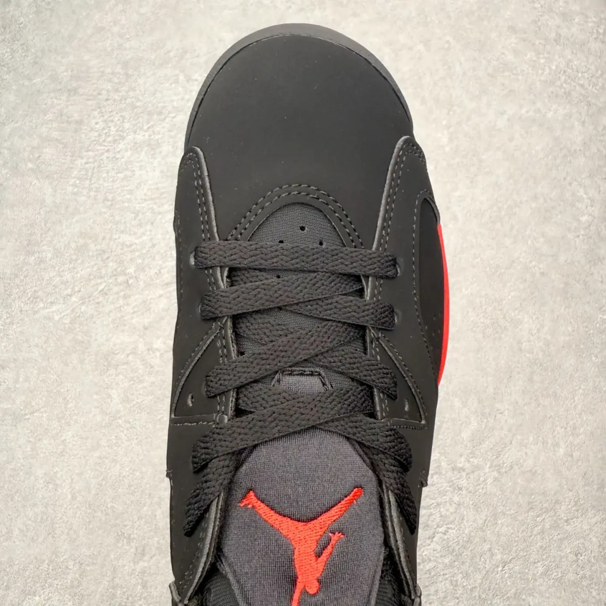 Air Jordan 6 - Image 3