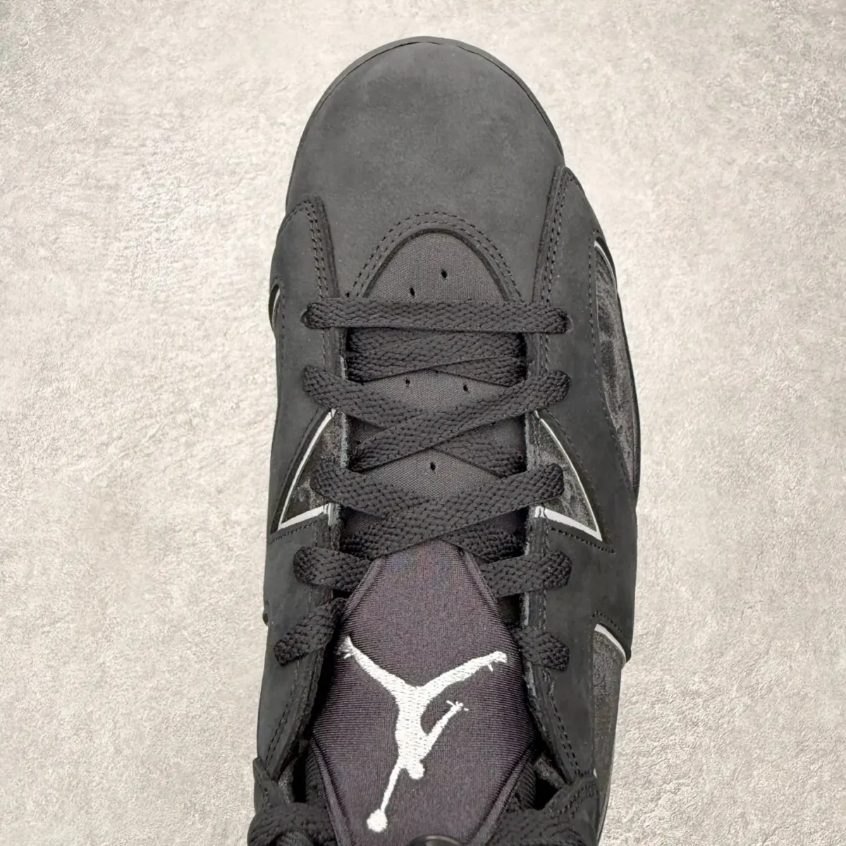 Air Jordan 6 - Image 3