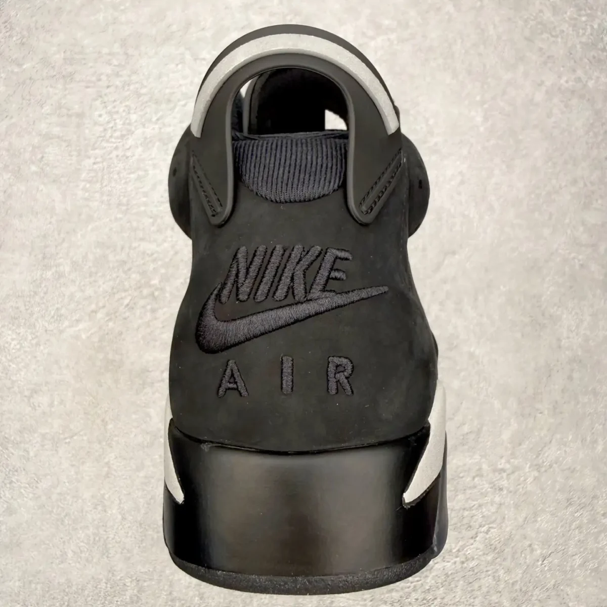 Air Jordan 6 - Image 4