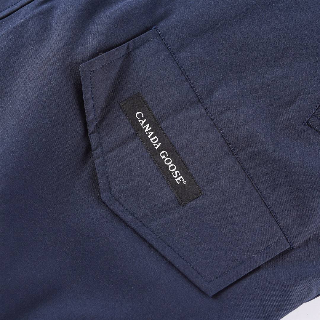 Canada Goose parka - Image 6
