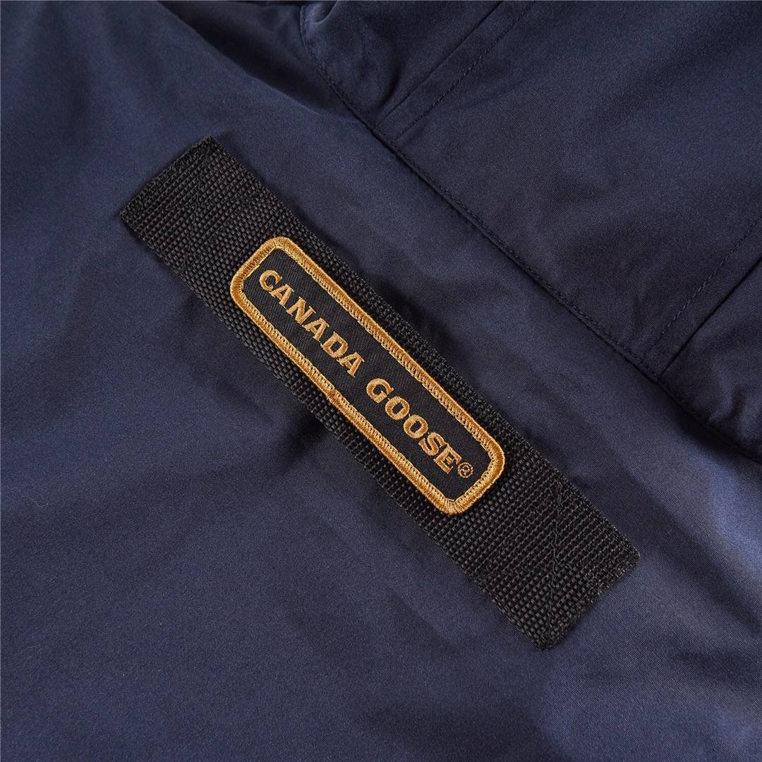 Canada Goose parka - Image 7