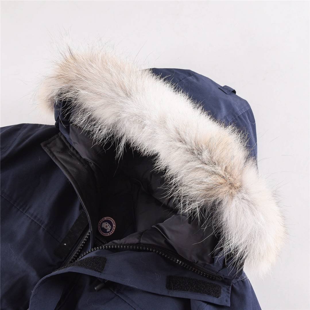 Canada Goose parka - Image 10