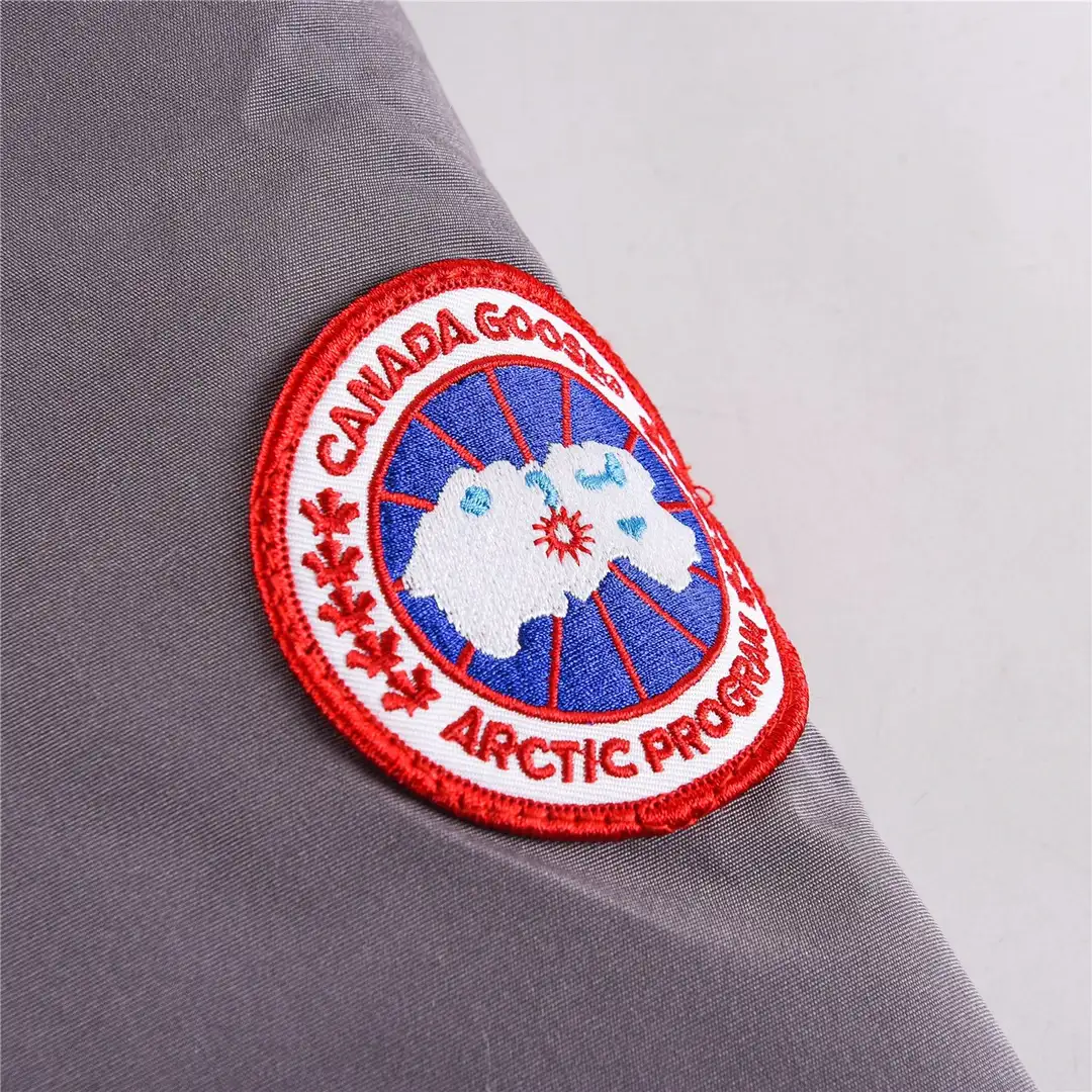 Canada Goose parka - Image 6