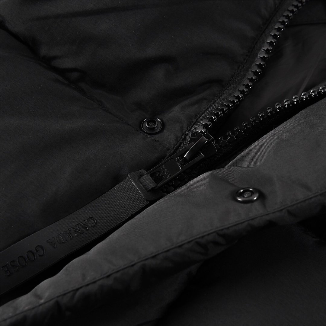 Canada Goose Parka - Image 7