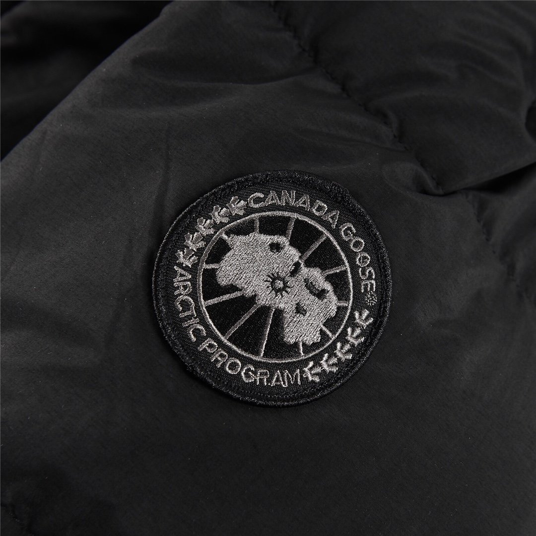 Canada Goose Parka - Image 10