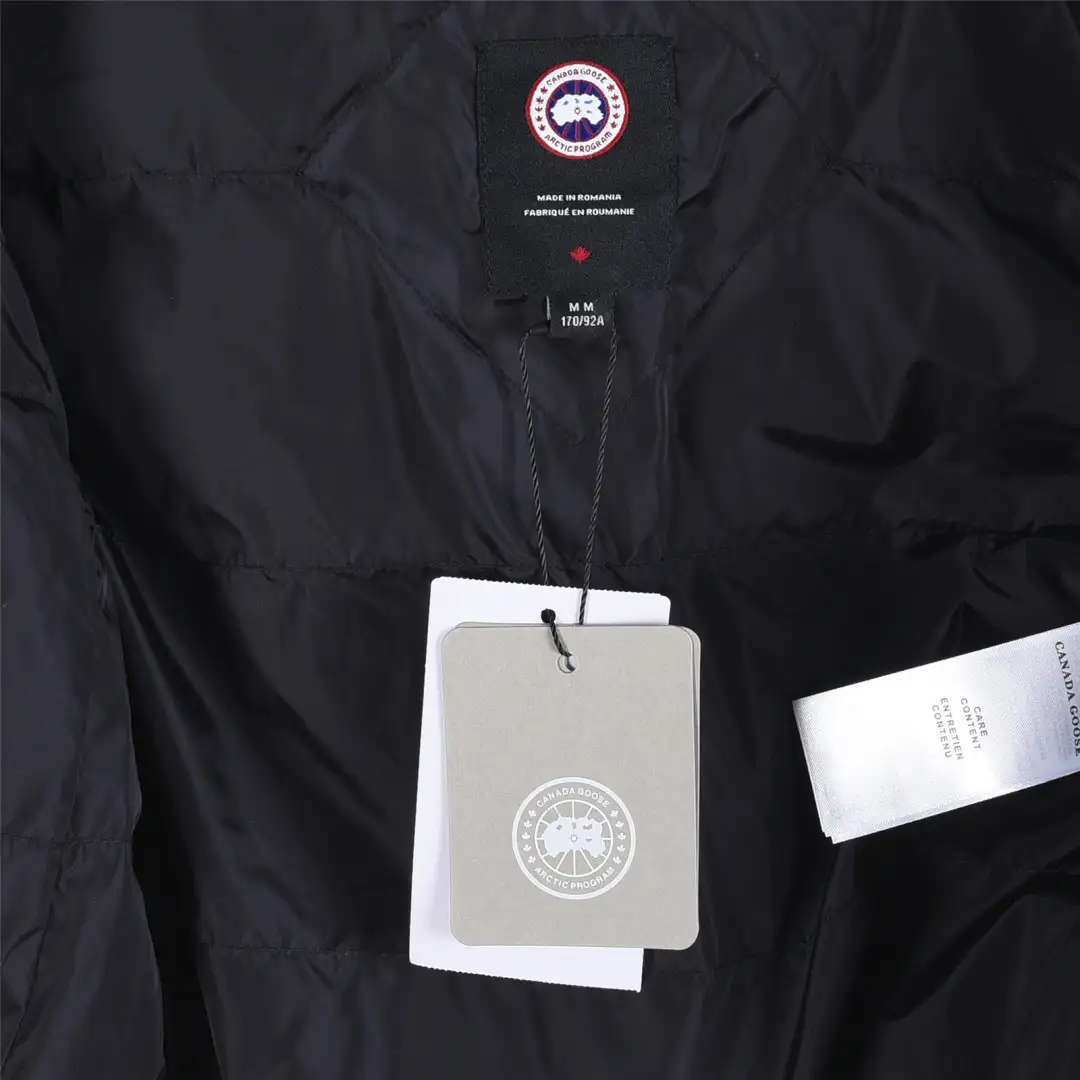 CANADA GOOSE DOWN JACKET - Image 10