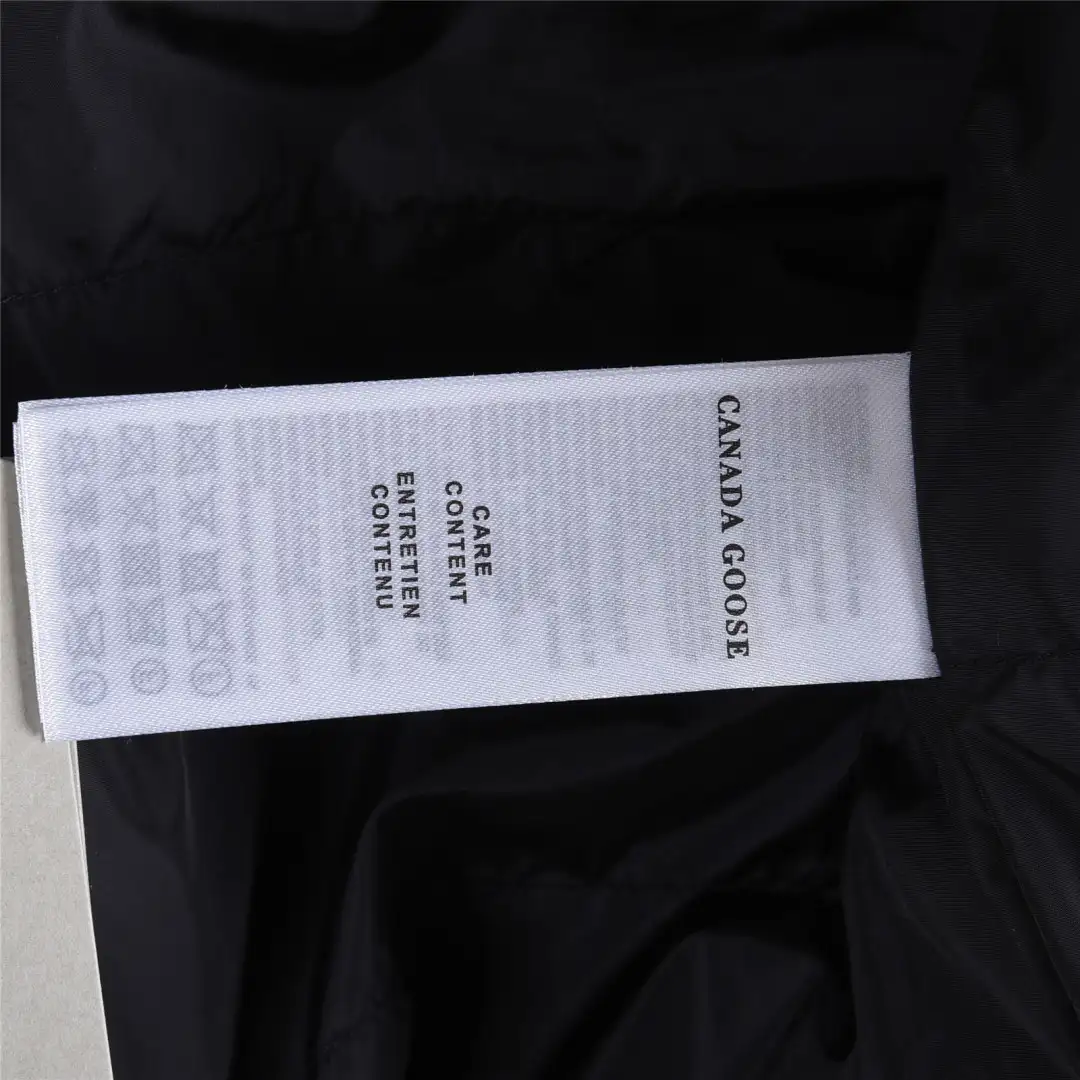 CANADA GOOSE DOWN JACKET - Image 5