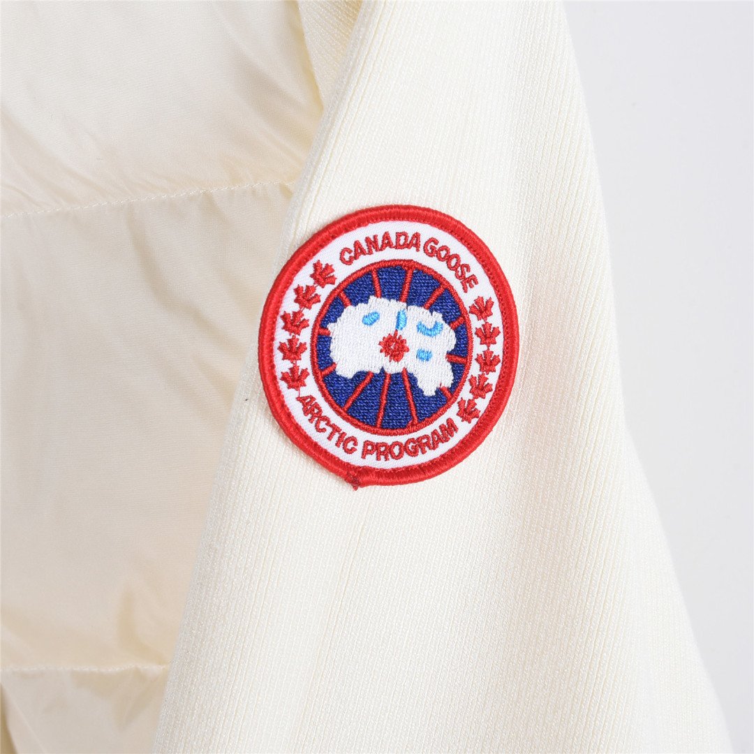 CANADA GOOSE DOWN JACKET - Image 6