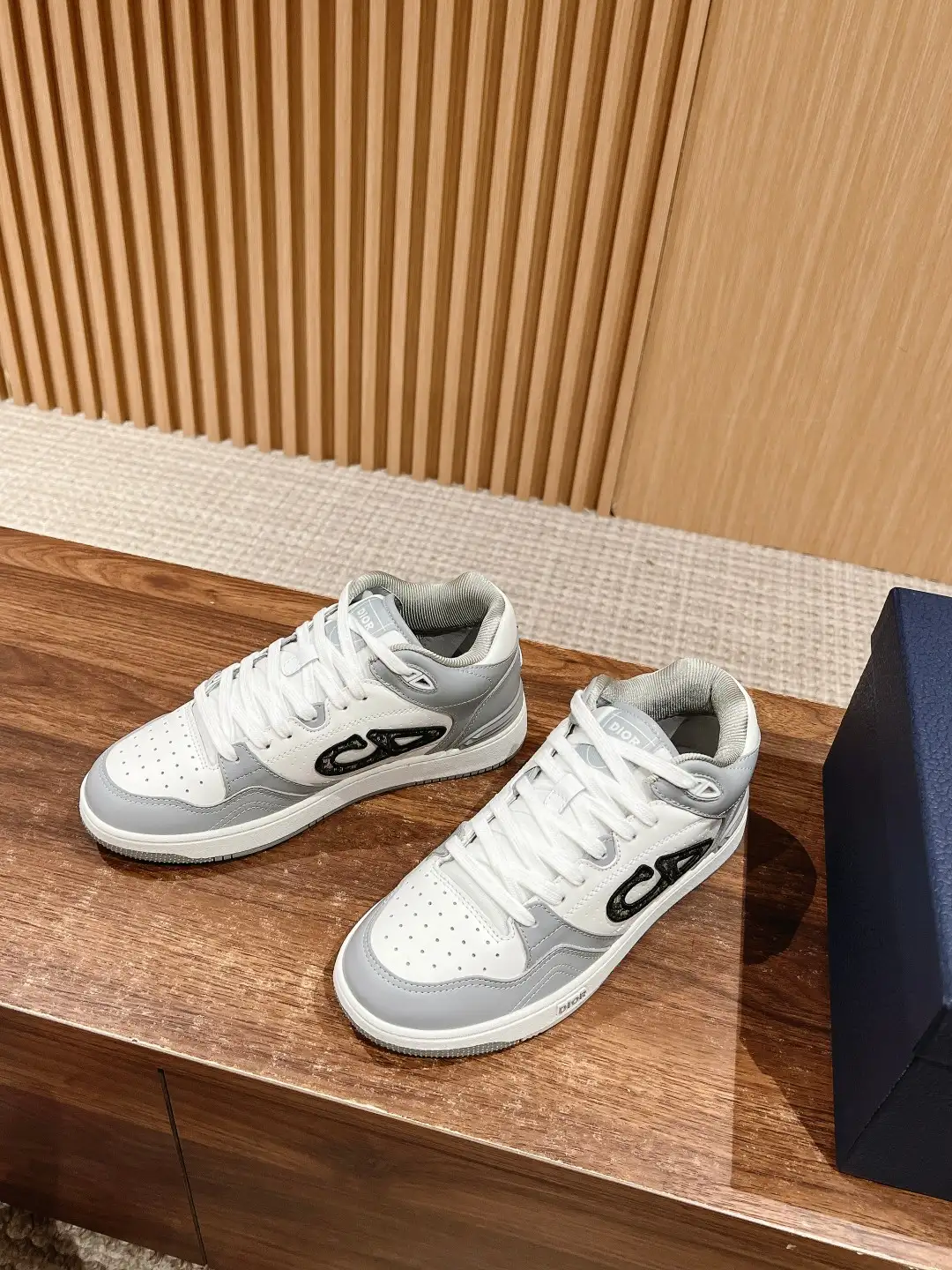 Dior B27 - Image 2