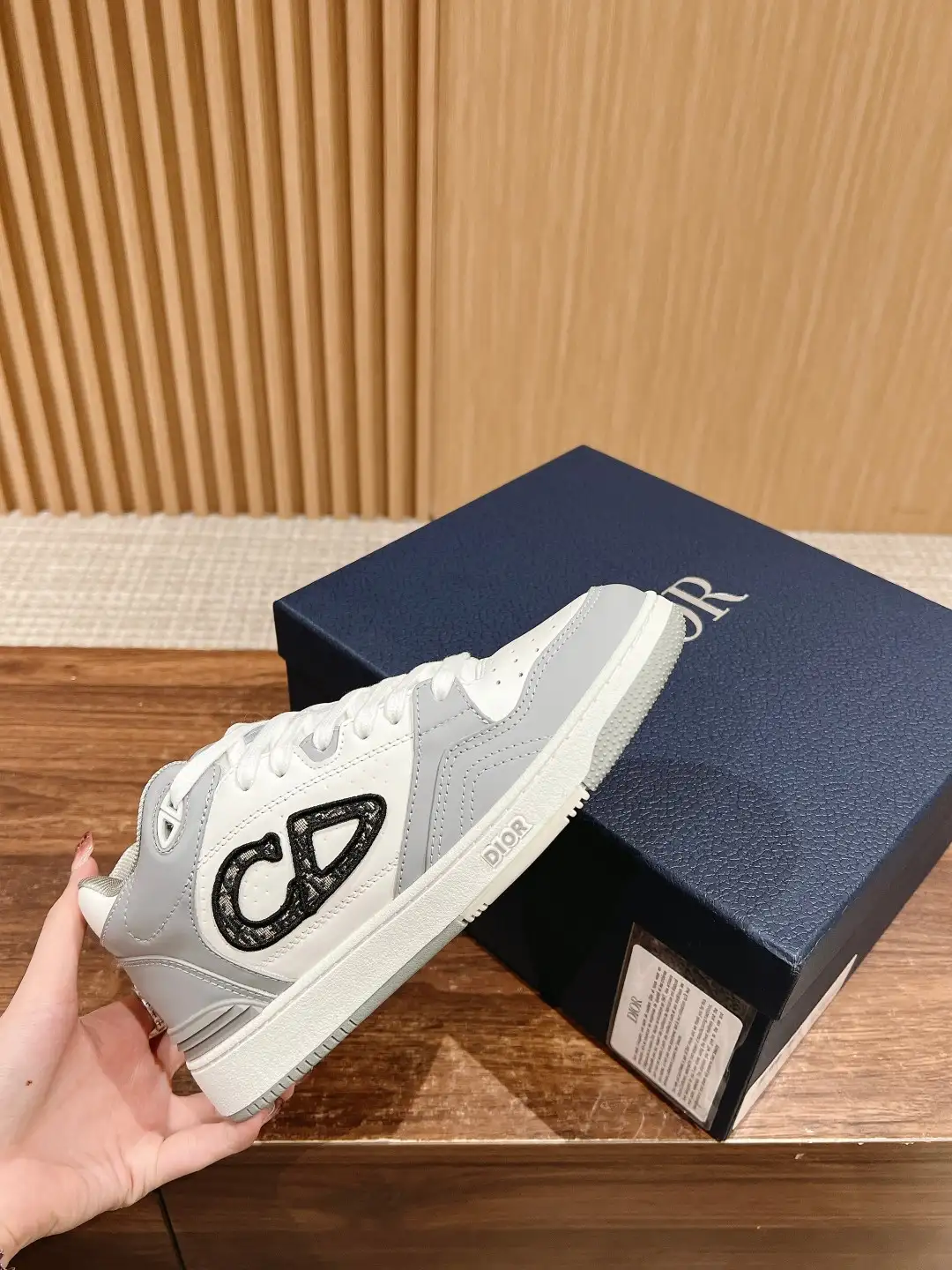 Dior B27 - Image 1