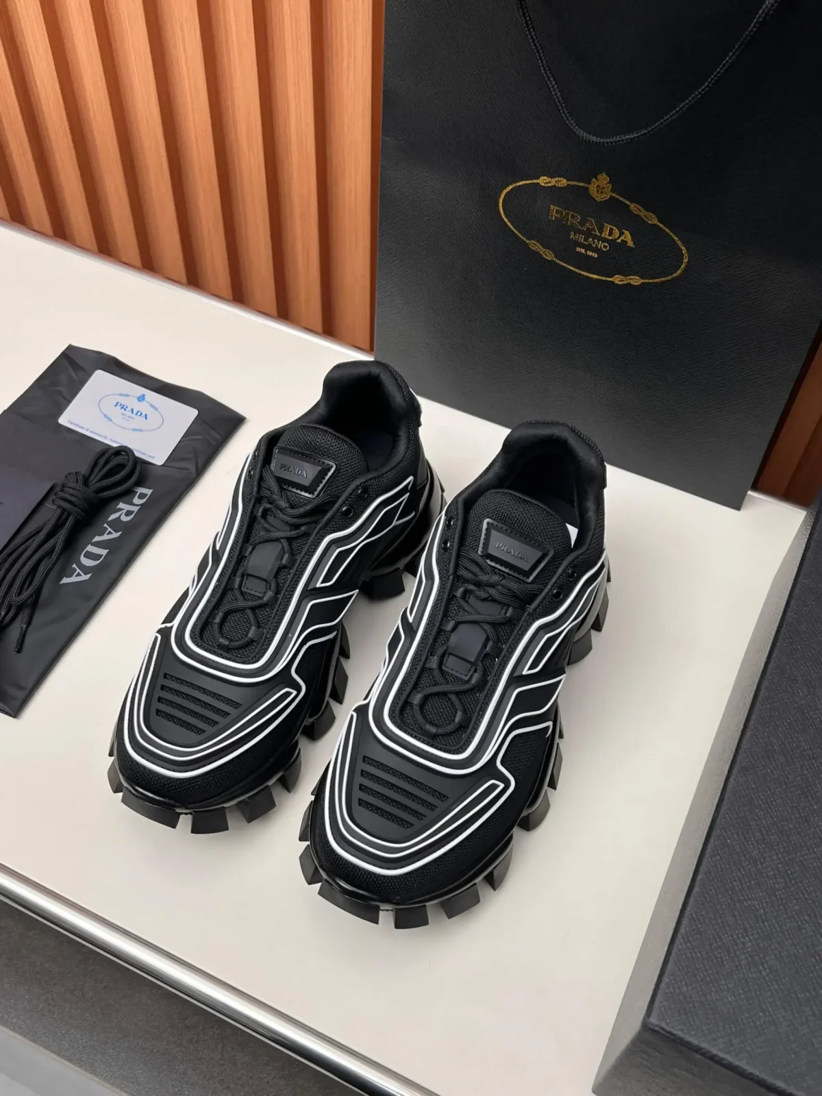 PRADA - Image 6
