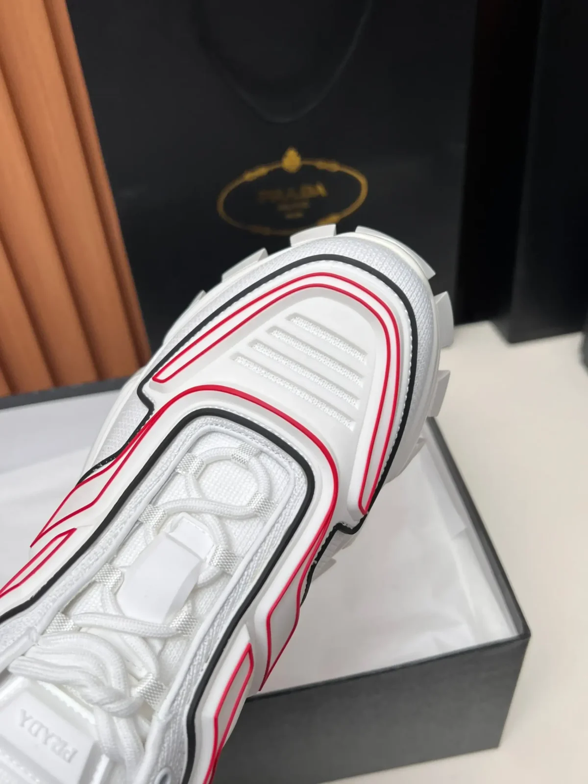 PRADA - Image 2