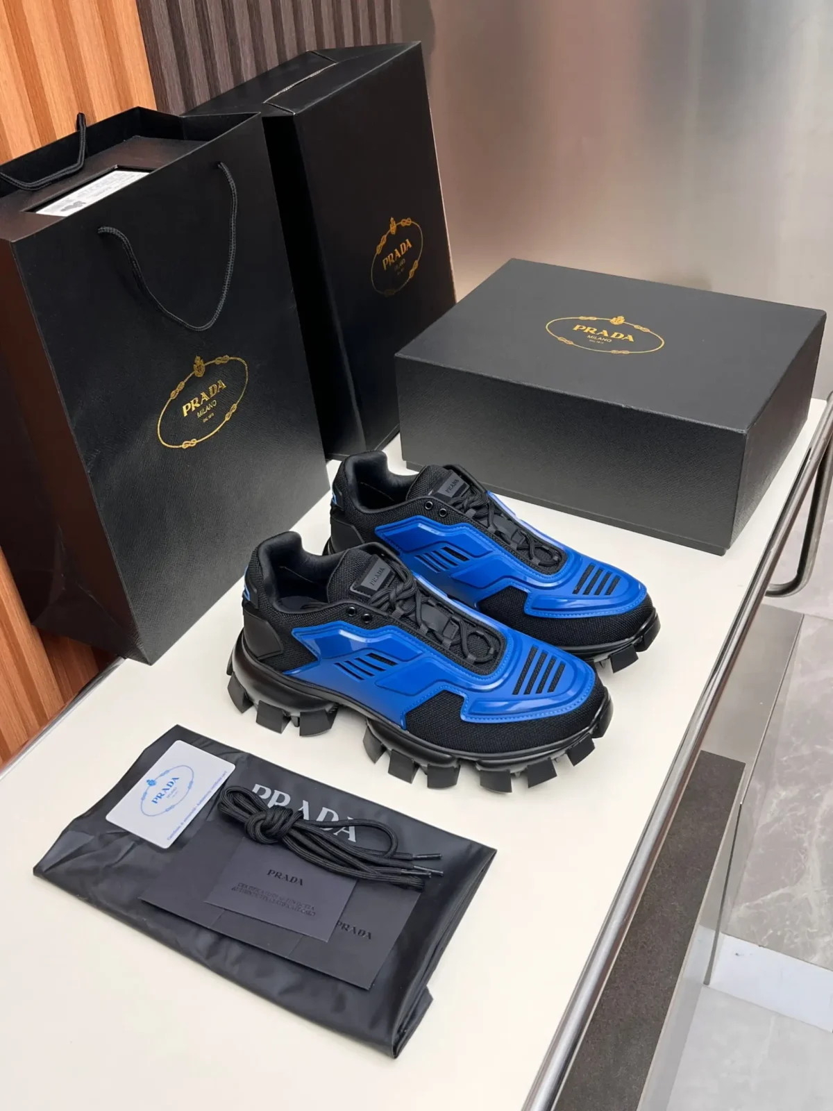 PRADA - Image 7