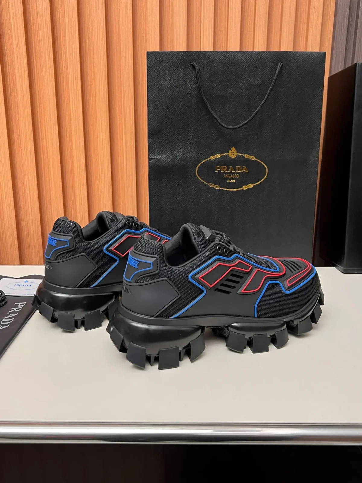 PRADA - Image 2