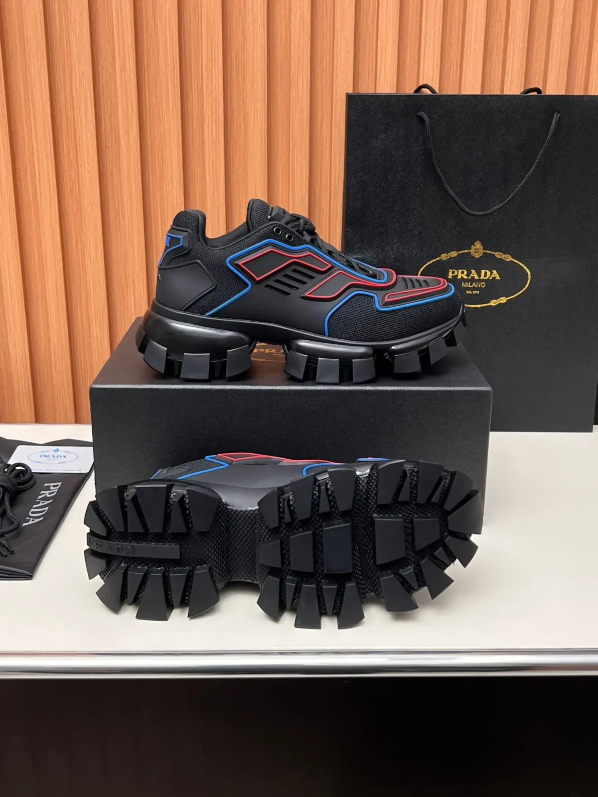 PRADA - Image 6