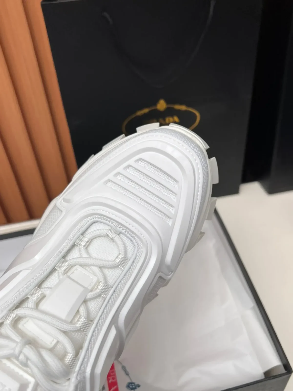 PRADA - Image 2