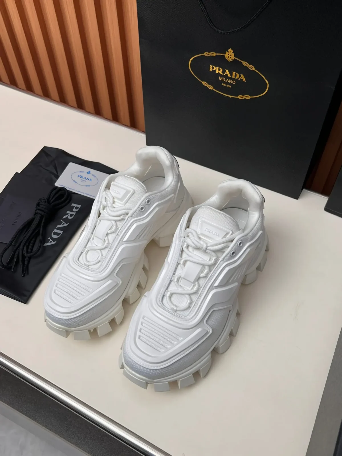 PRADA - Image 6