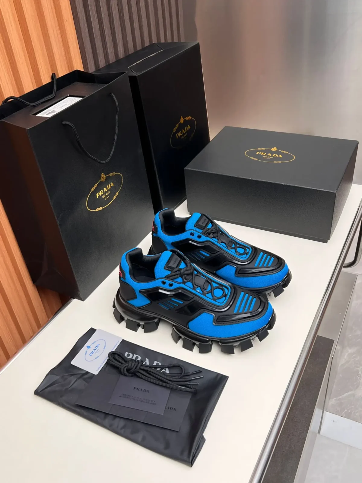 PRADA - Image 6