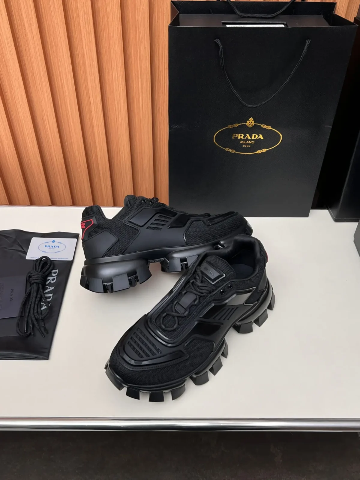 PRADA - Image 4