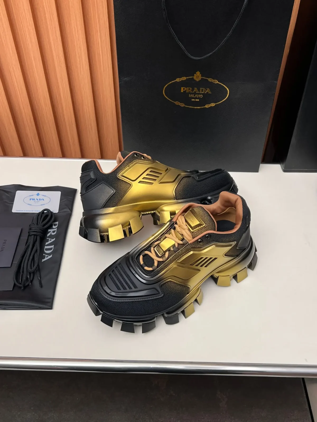 PRADA - Image 6
