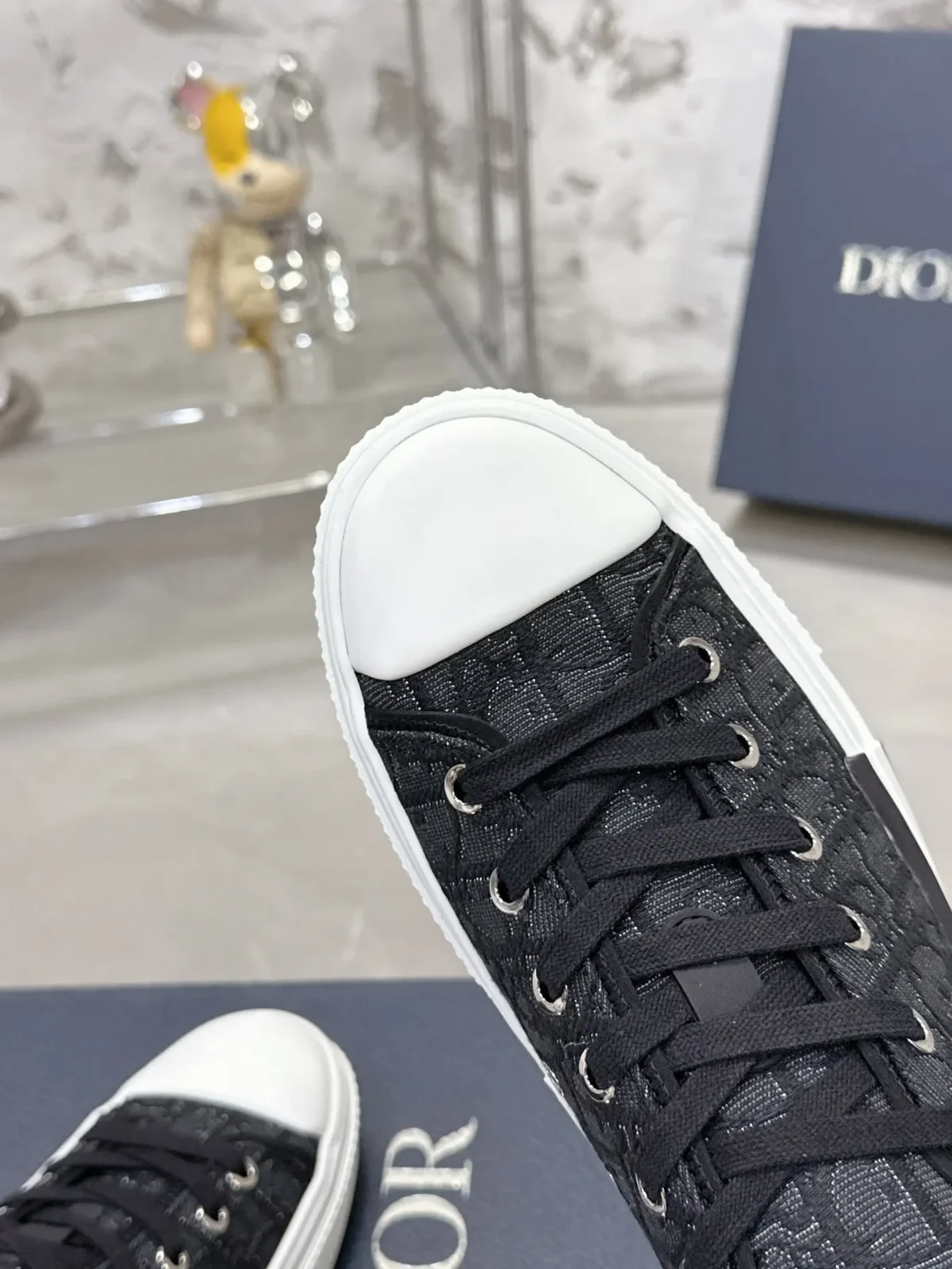 Dior B23 - Image 7