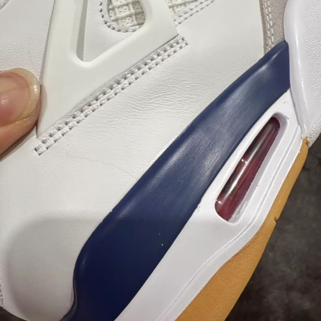 Air Jordan - Image 3