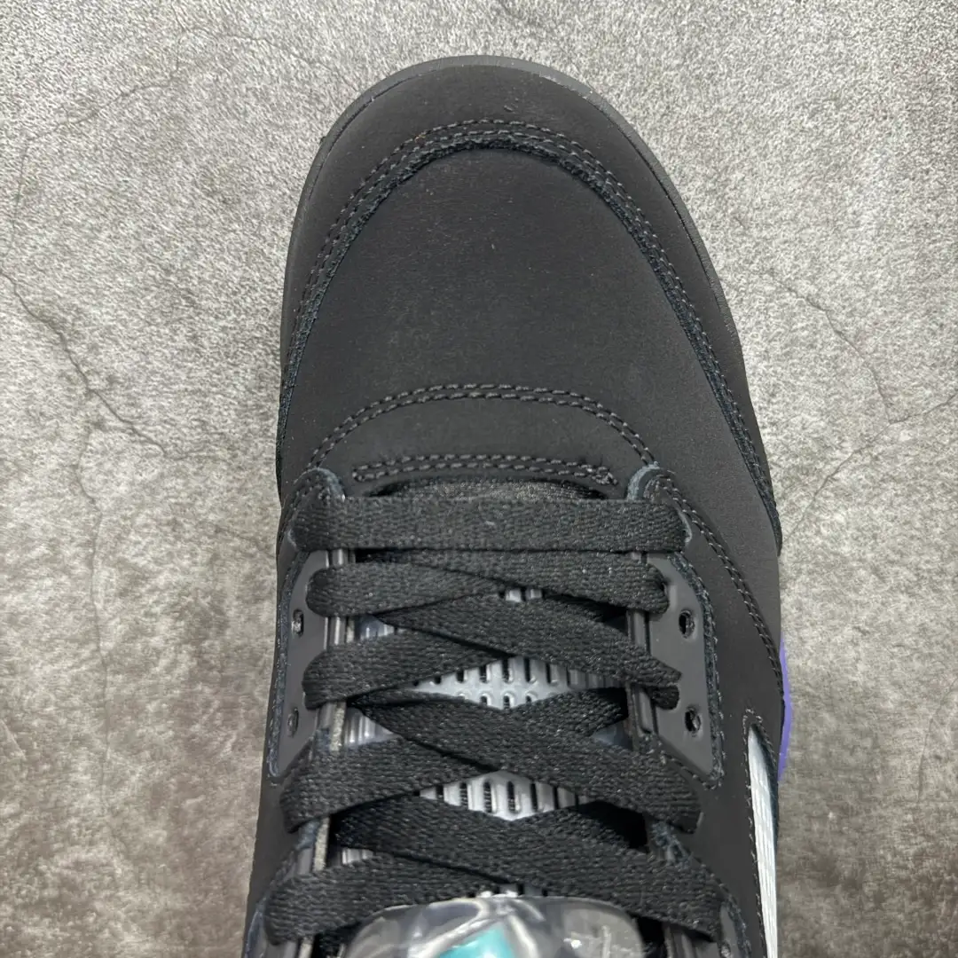 Air Jordan 5 - Image 4