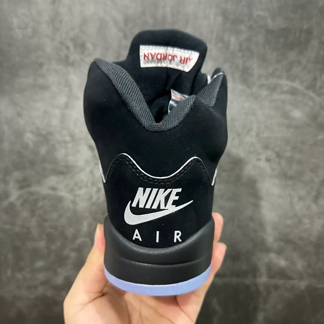 Air Jordan 5 - Image 6