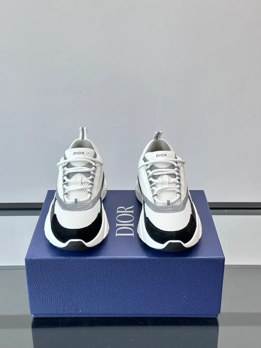 Dior B22 - Image 5
