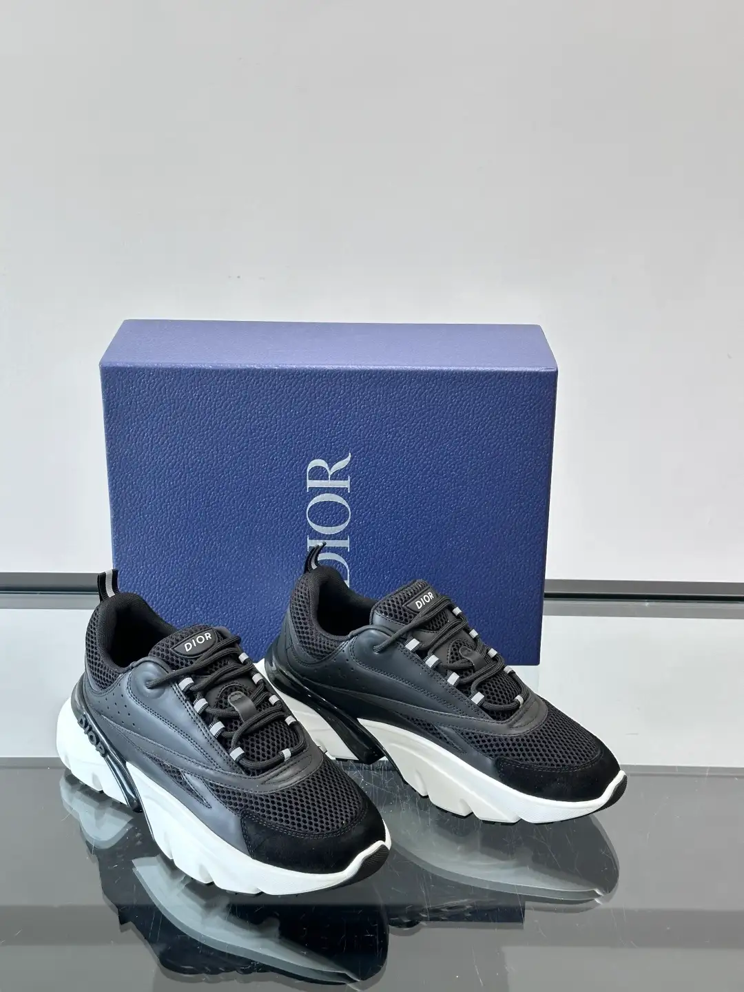 Dior B22 - Image 7