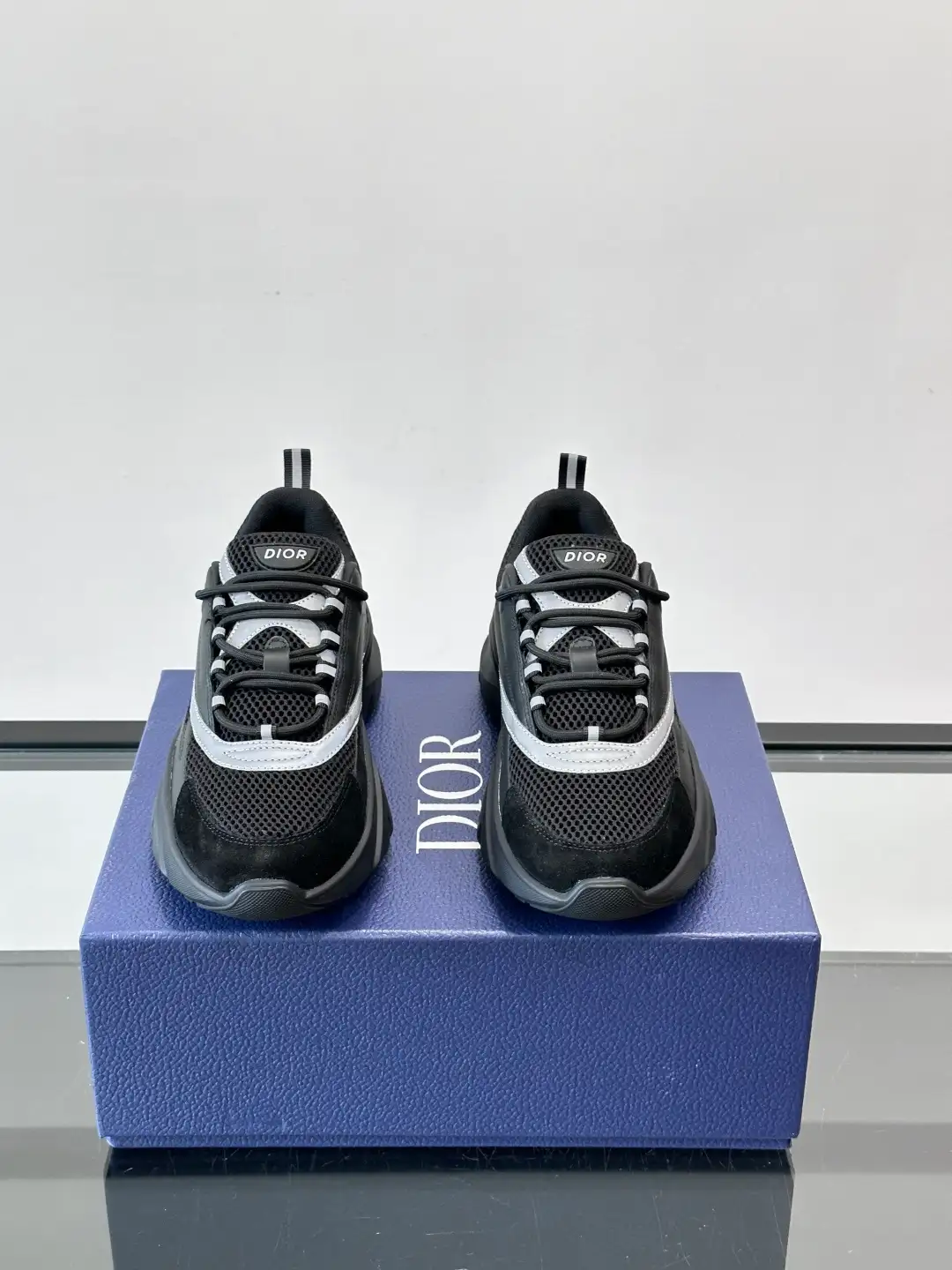Dior B22 - Image 3