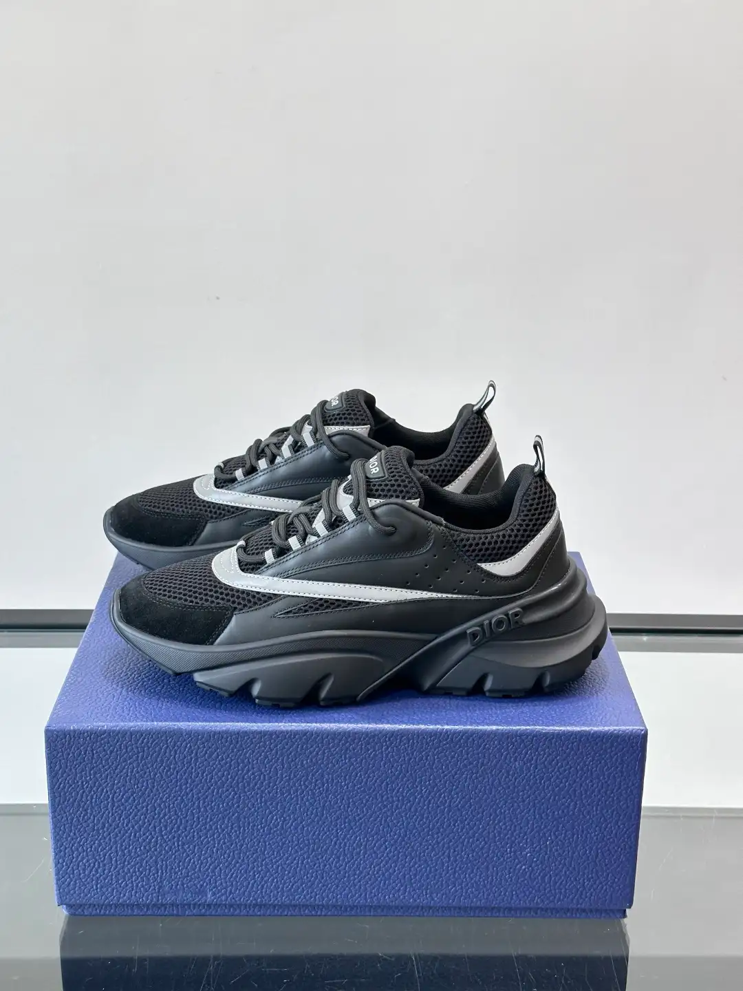 Dior B22 - Image 5