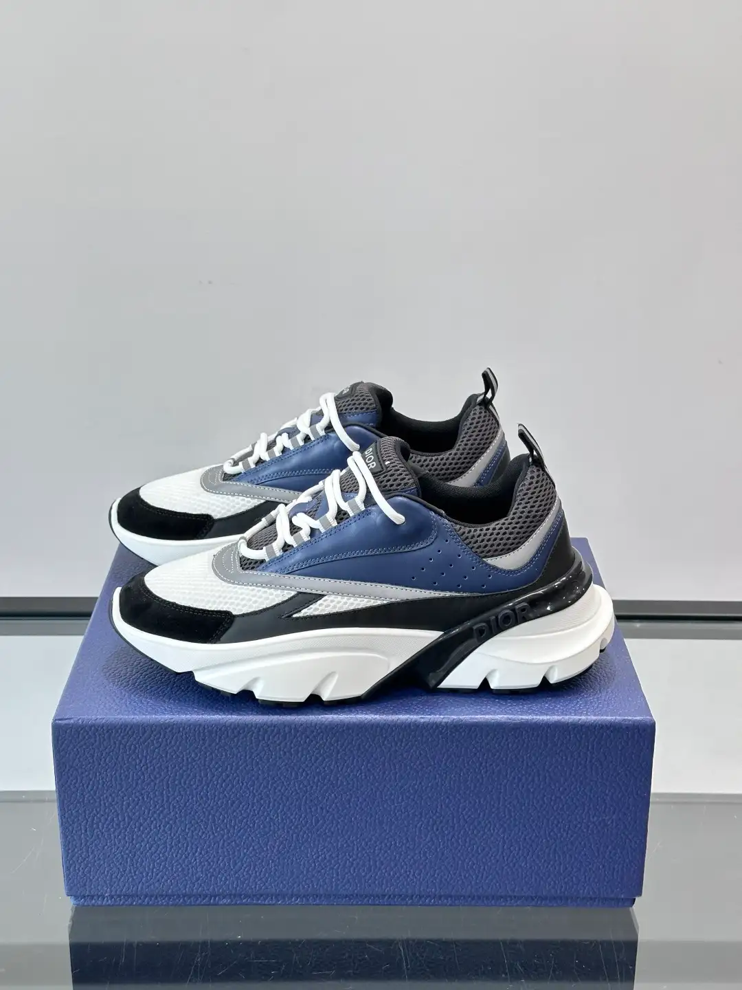 Dior B22 - Image 7