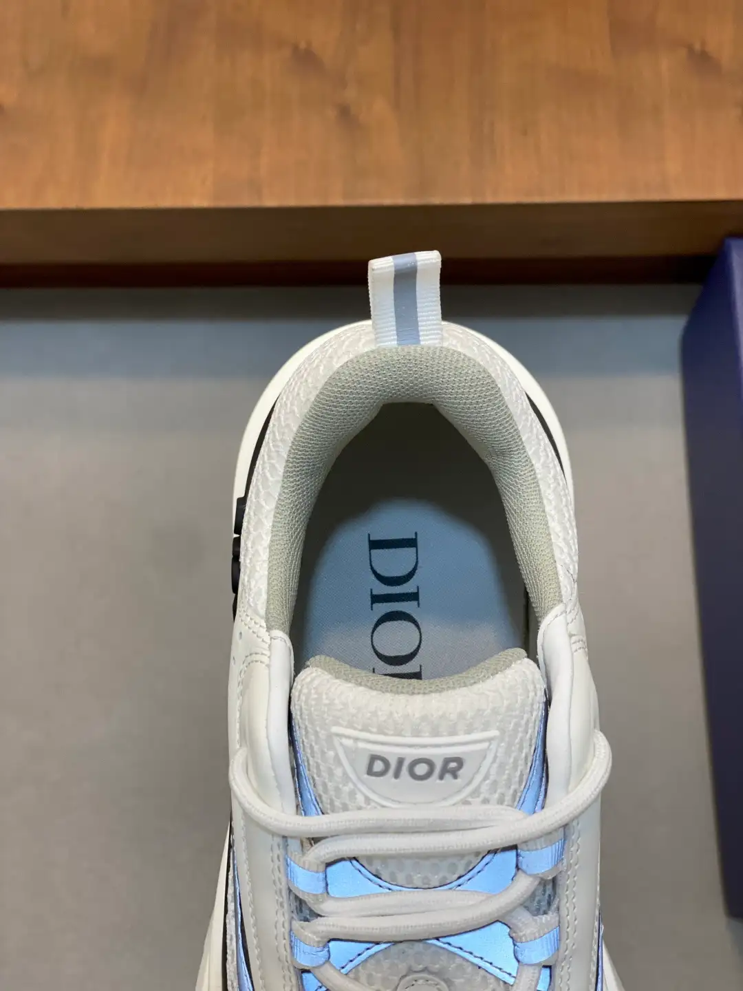 Dior B22 - Image 4