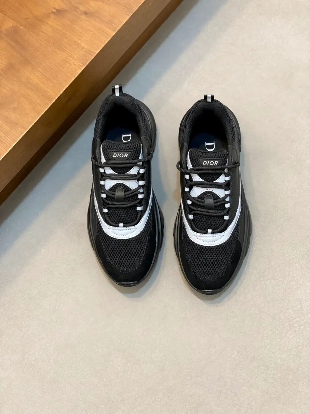 Dior B22 - Image 5