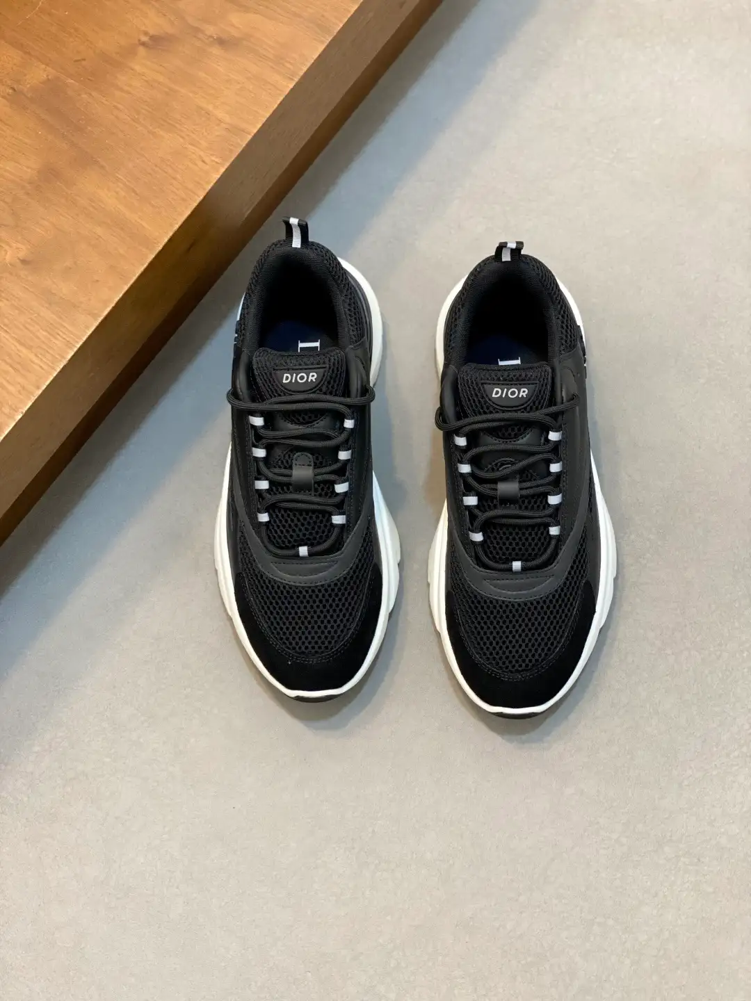 Dior B22 - Image 4