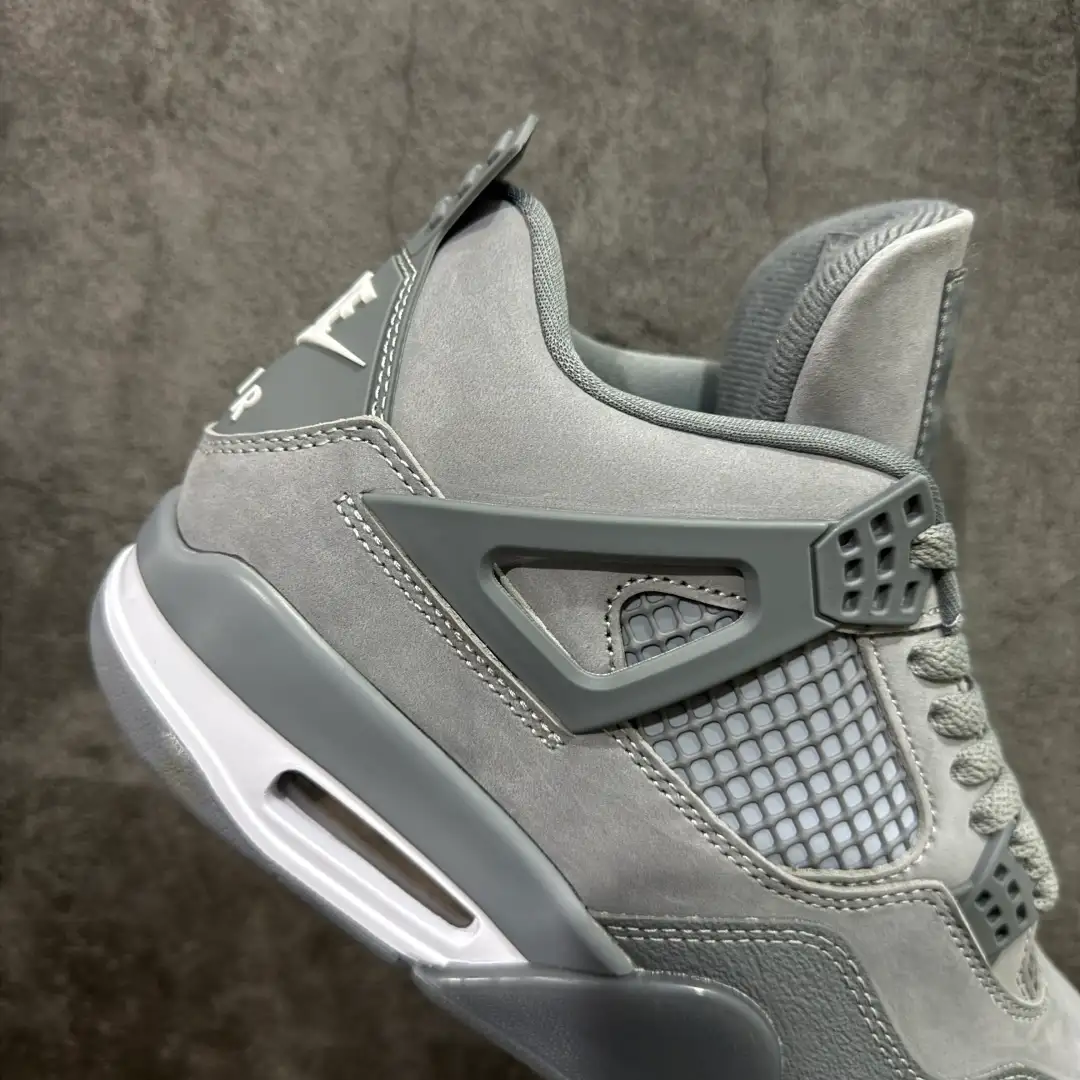 Air Jordan - Image 3
